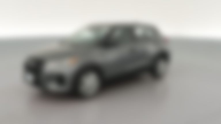 2023 Nissan Kicks vehicle photo