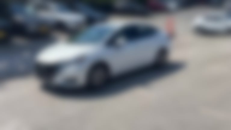 2025 Nissan Versa vehicle photo