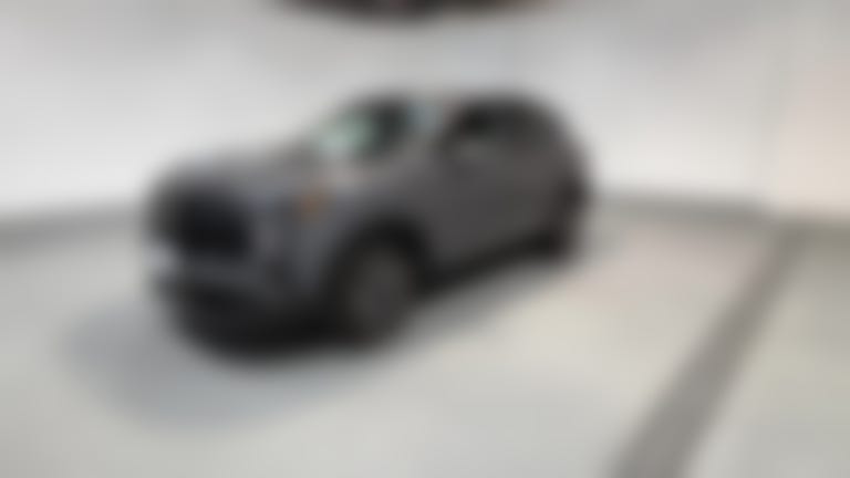 2025 Nissan Kicks vehicle photo