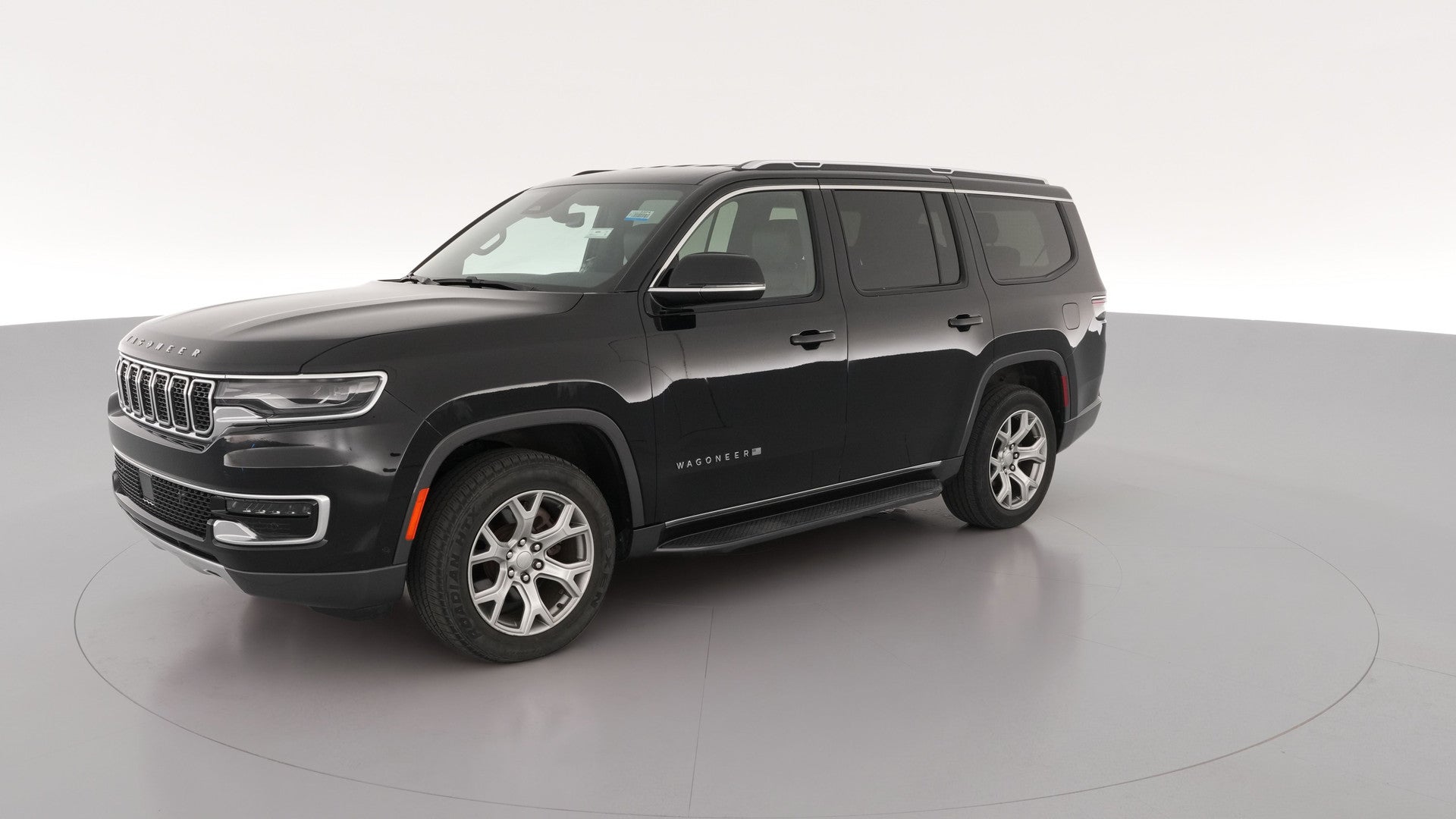 2022 Jeep Wagoneer vehicle photo