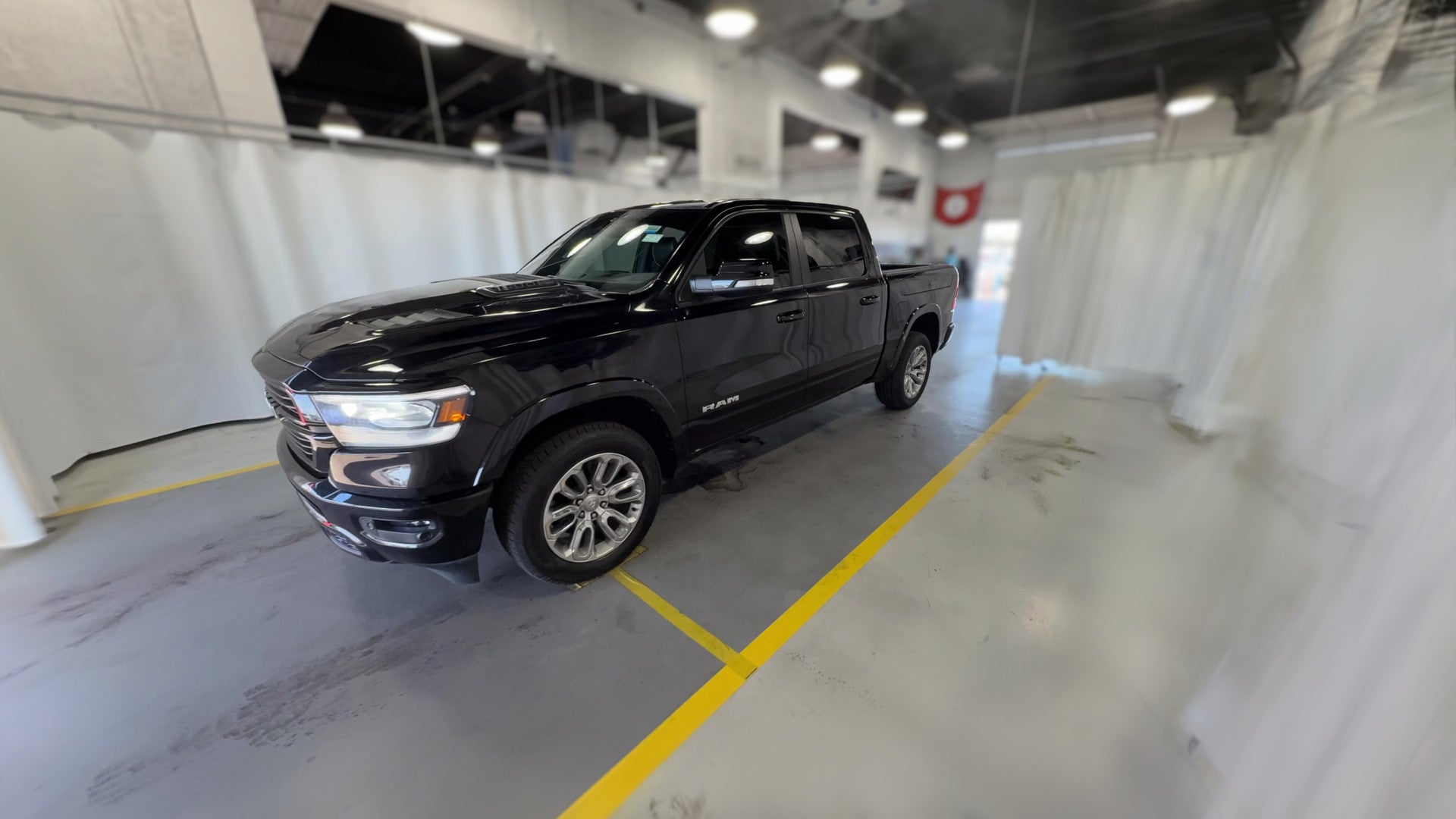 2022 Ram 1500 Crew Cab vehicle photo