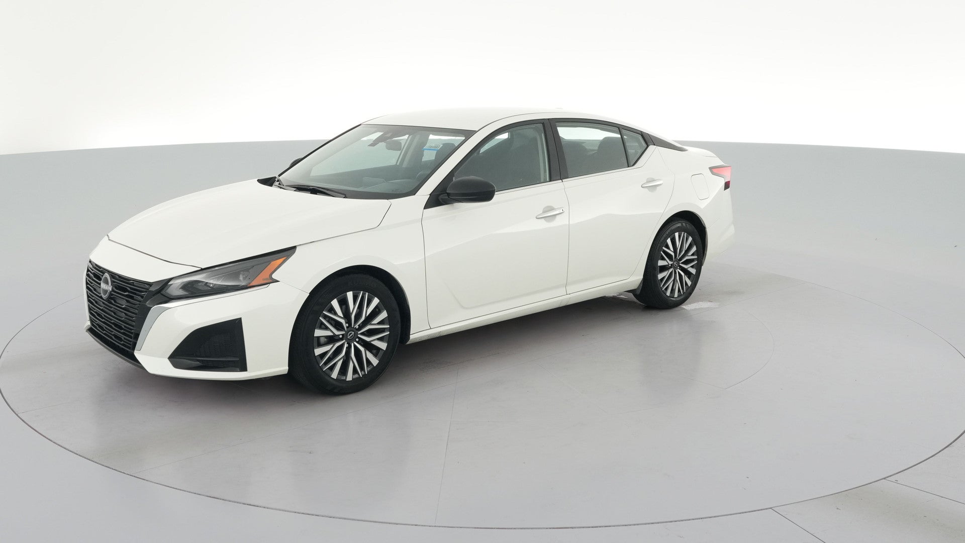 2025 Nissan Altima vehicle photo