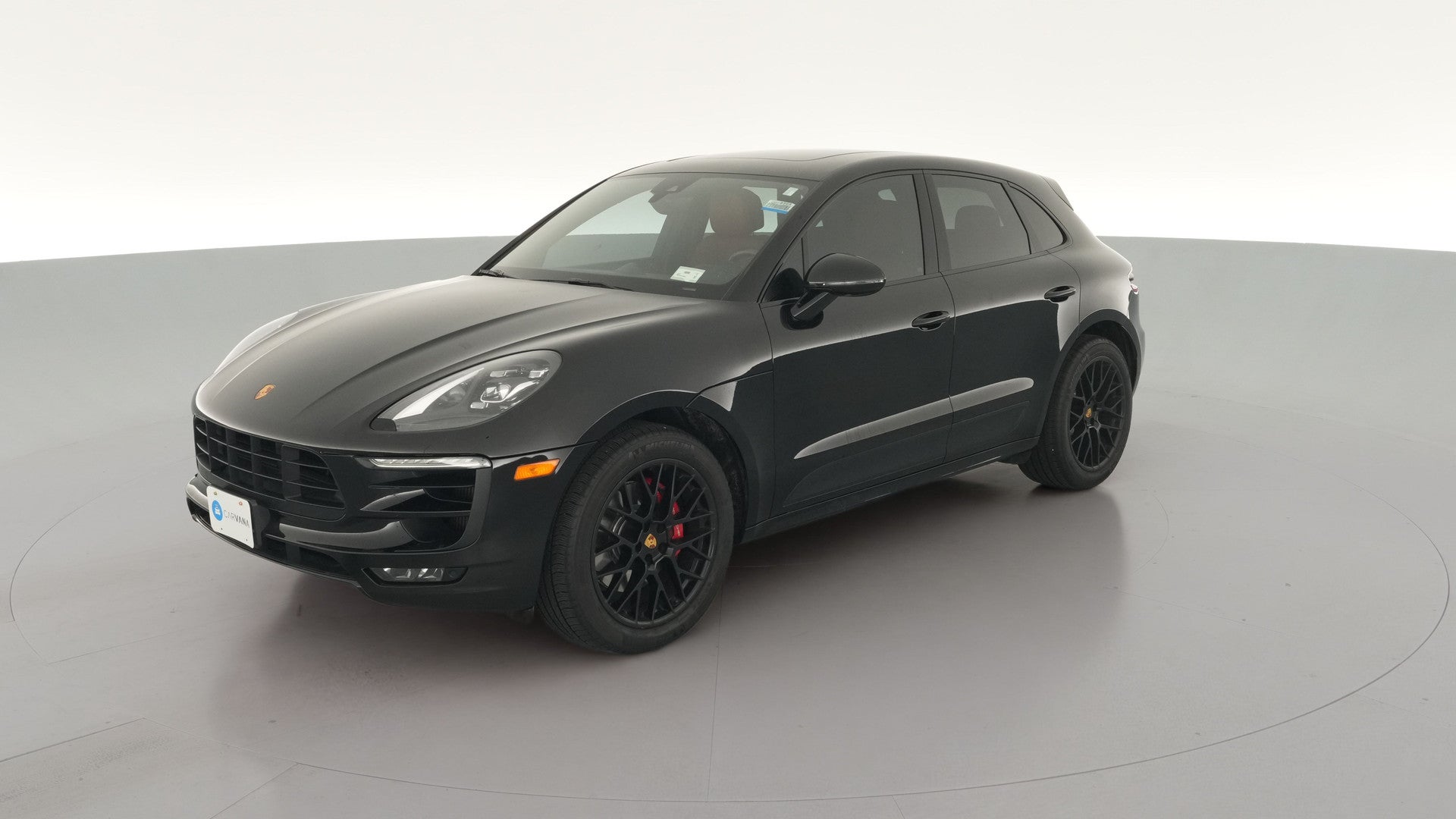 2018 Porsche Macan vehicle photo