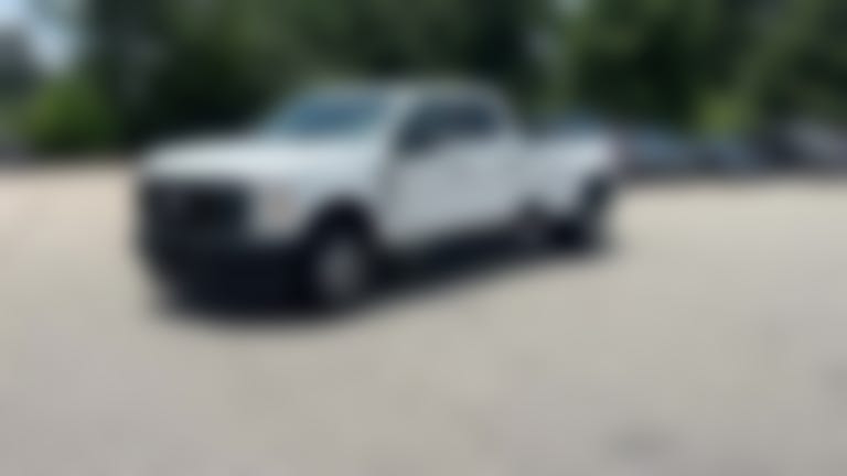 2023 Ford F350 Super Duty Crew Cab vehicle photo