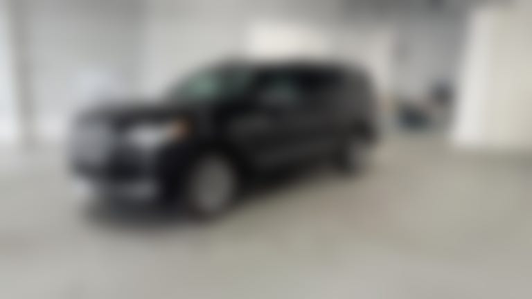 2023 Lincoln Navigator L vehicle photo