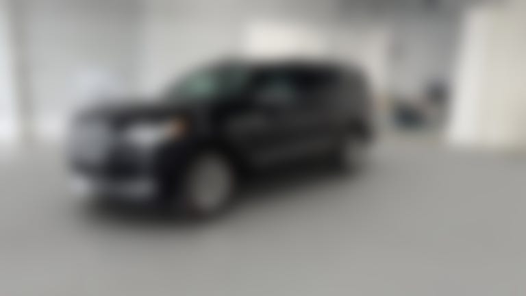 2023 Lincoln Navigator L vehicle photo