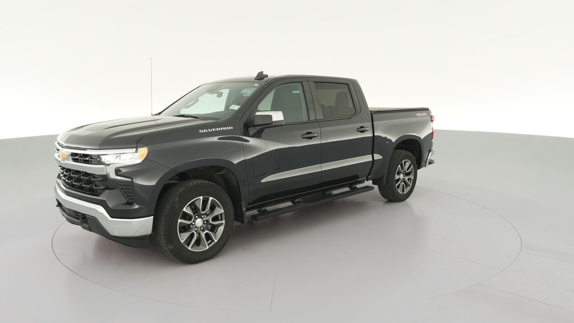 2023 Chevrolet Silverado 1500 Crew Cab vehicle photo