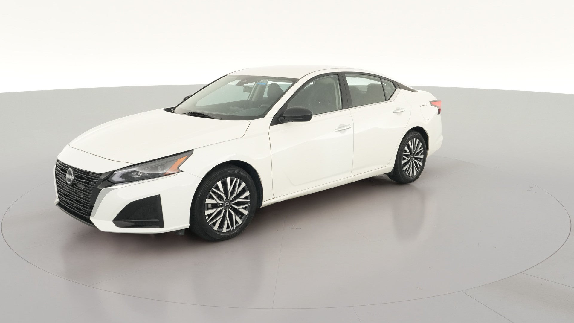 2025 Nissan Altima vehicle photo