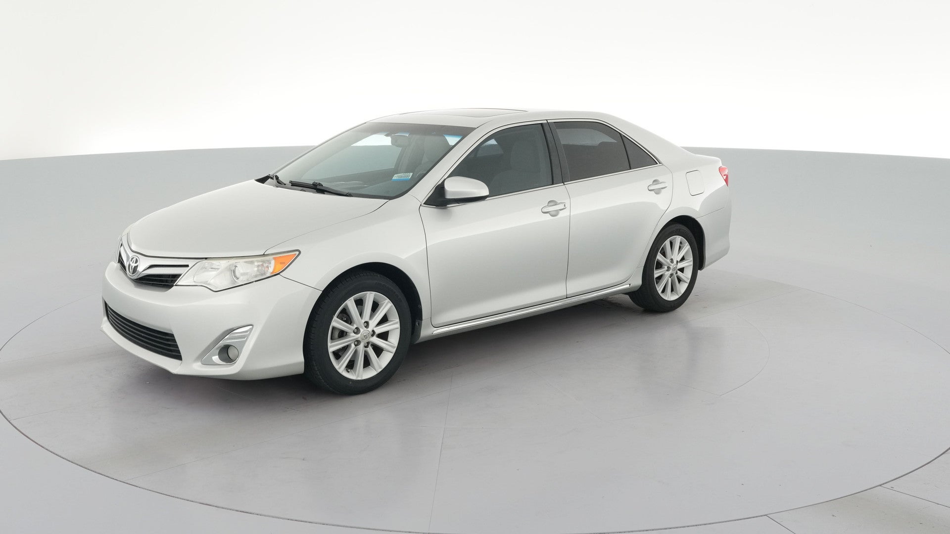2012 Toyota Camry vehicle photo