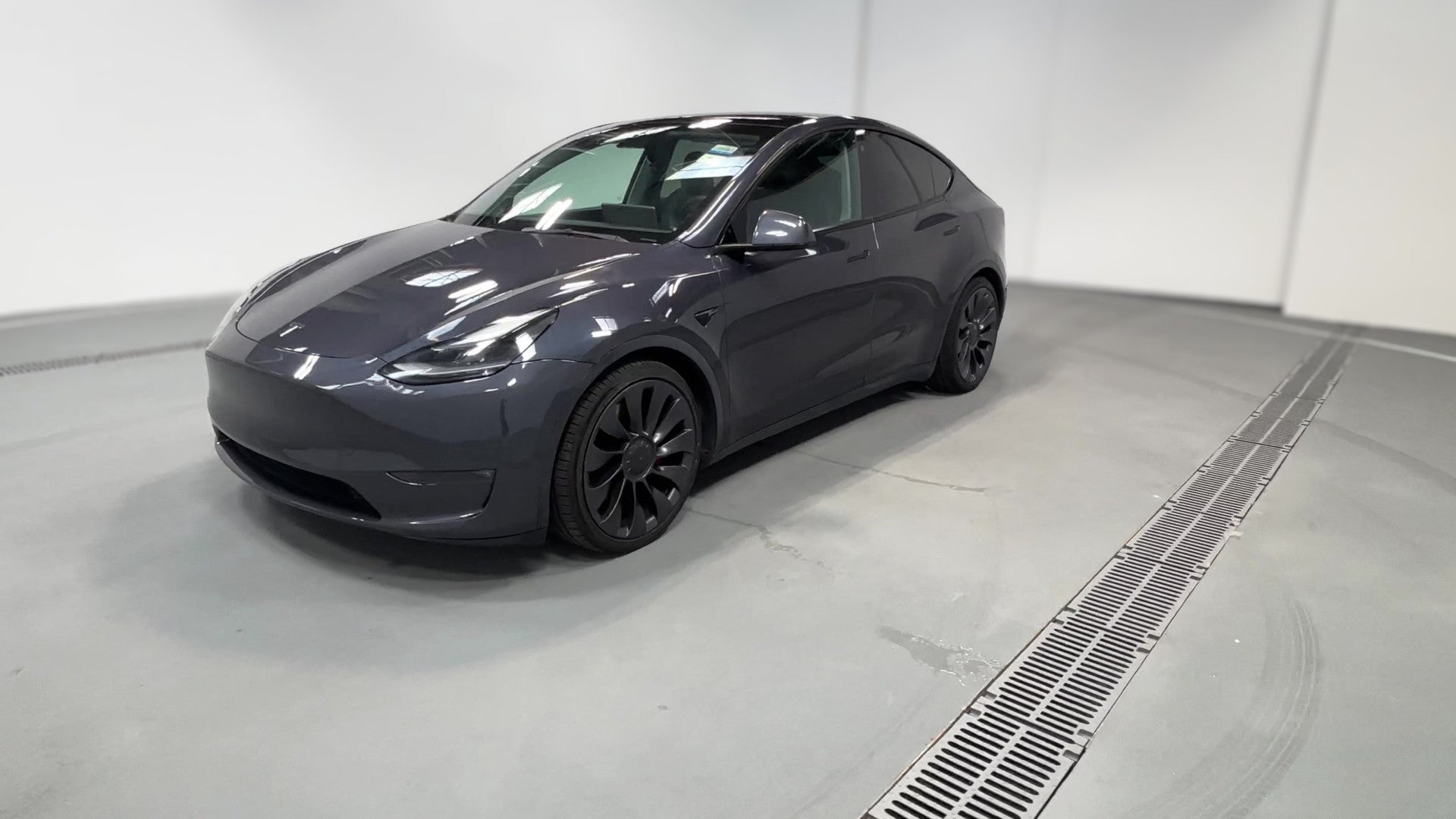 2021 Tesla Model Y vehicle photo