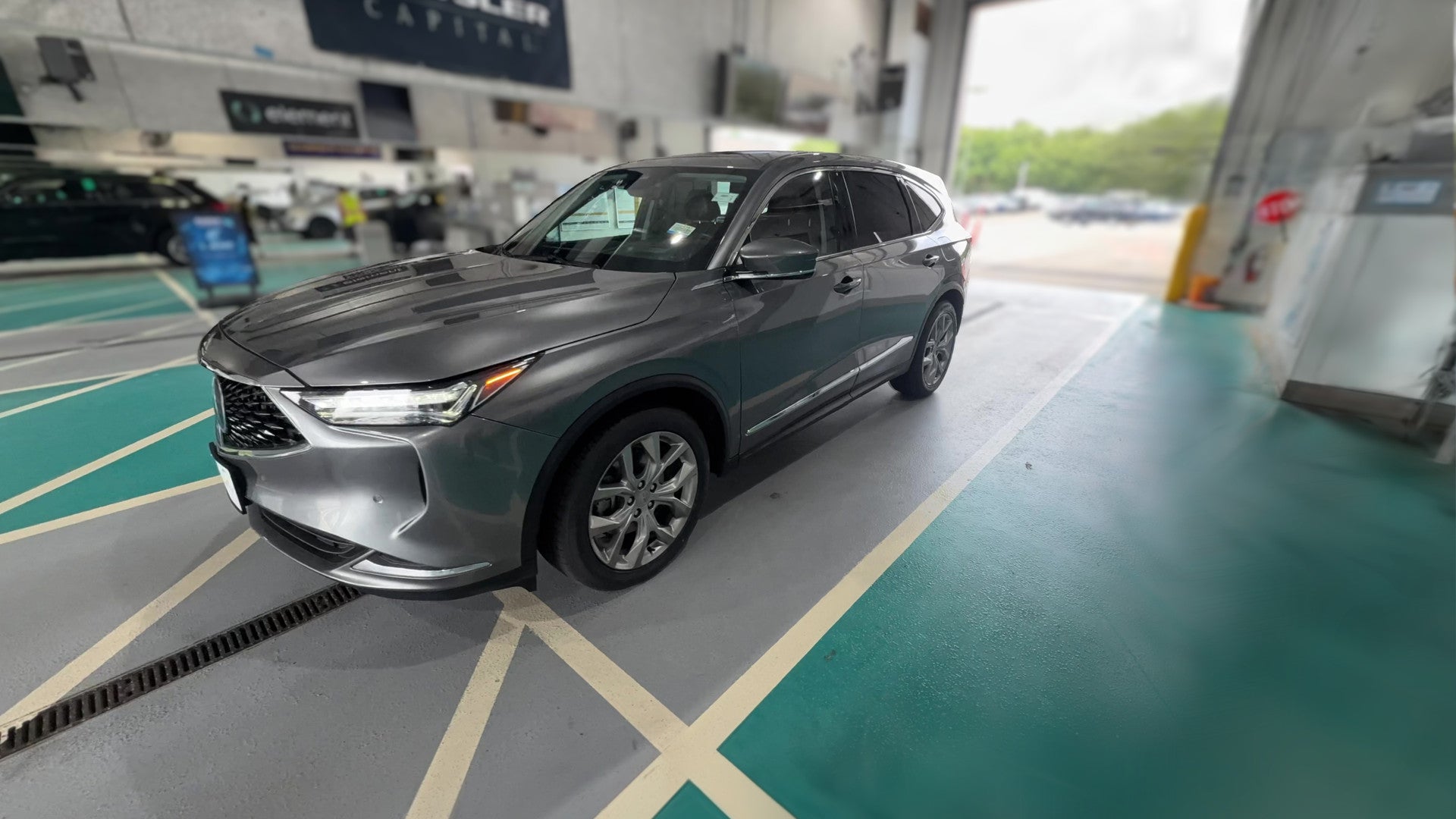2023 Acura MDX vehicle photo
