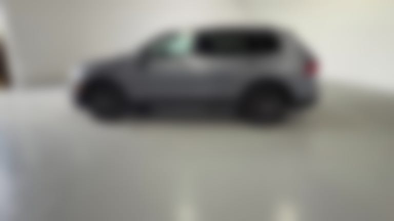 2024 Volkswagen Tiguan vehicle photo