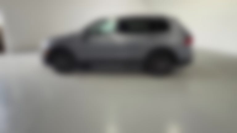 2024 Volkswagen Tiguan vehicle photo