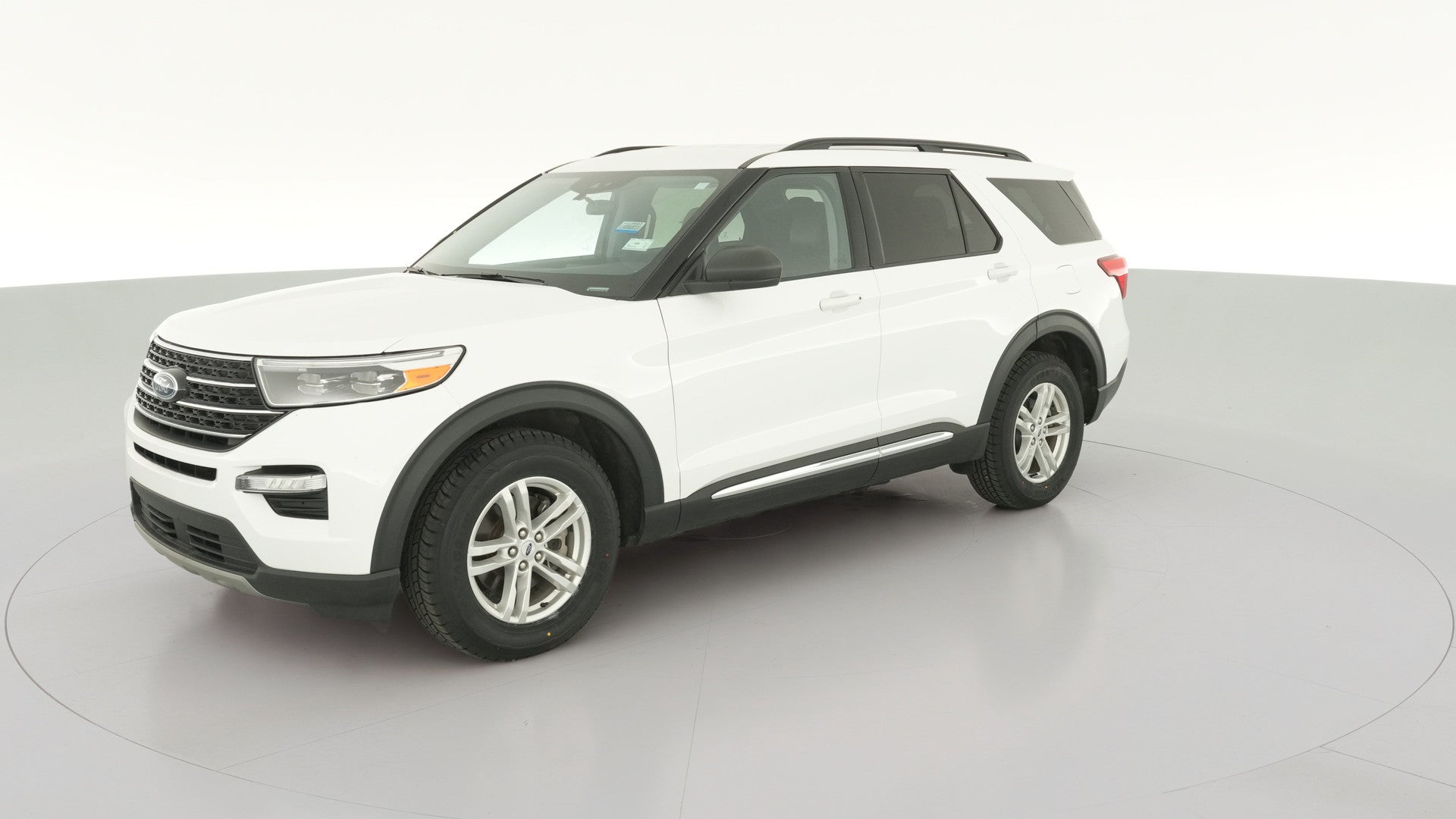 2023 Ford Explorer vehicle photo