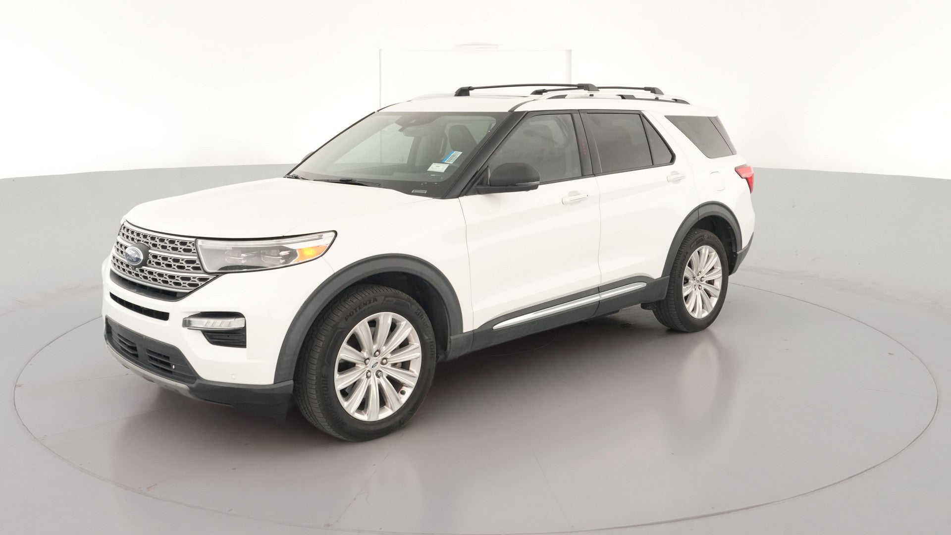 2020 Ford Explorer vehicle photo