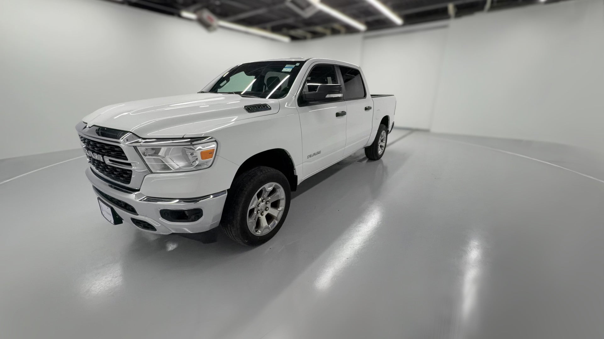 2022 Ram 1500 Crew Cab vehicle photo