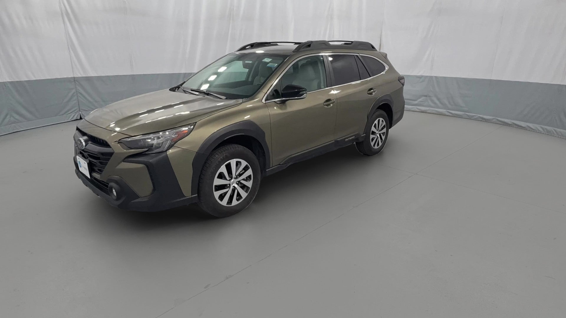 2025 Subaru Outback vehicle photo