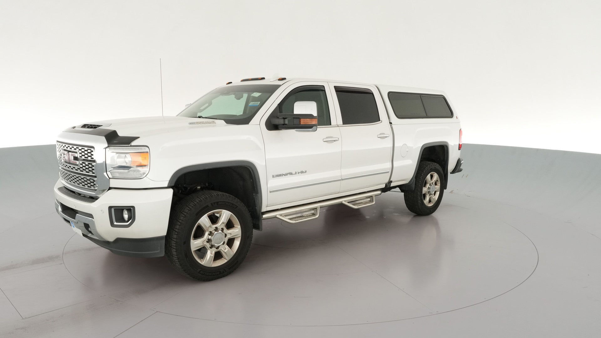 2019 GMC Sierra 2500 HD Crew Cab vehicle photo