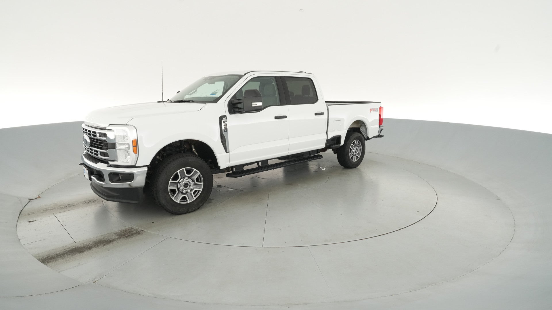 2025 Ford F250 Super Duty Crew Cab vehicle photo