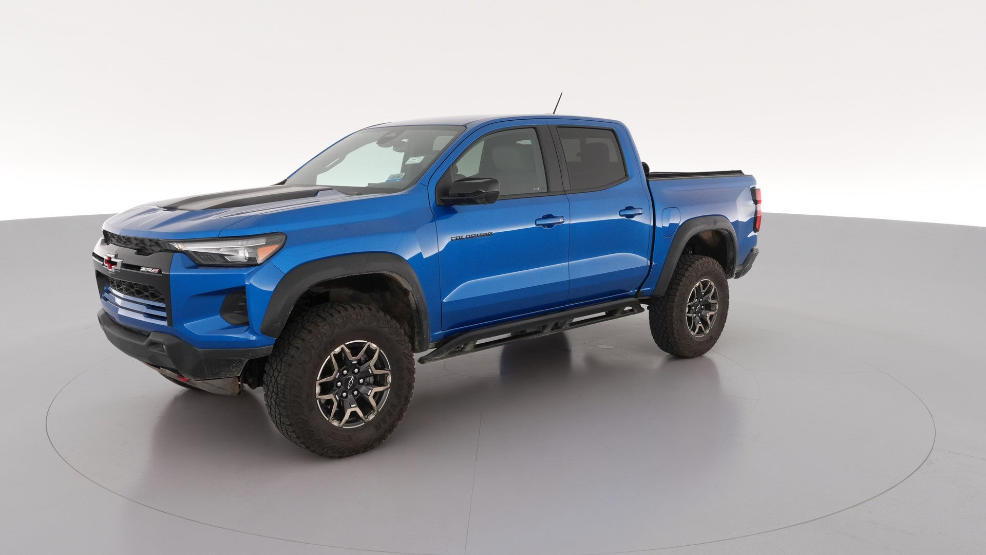 2024 Chevrolet Colorado Crew Cab vehicle photo