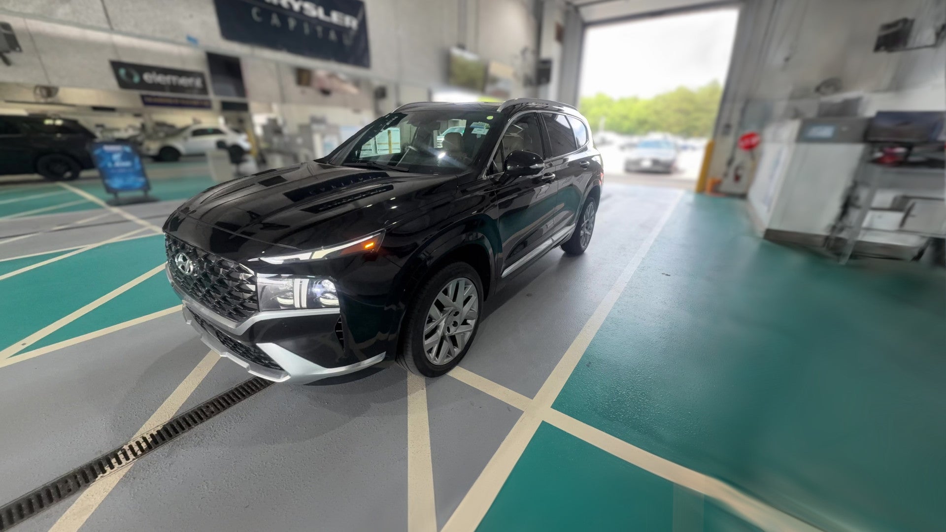 2023 Hyundai Santa Fe vehicle photo