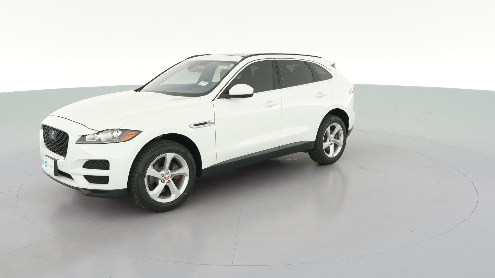2019 Jaguar F-PACE vehicle photo