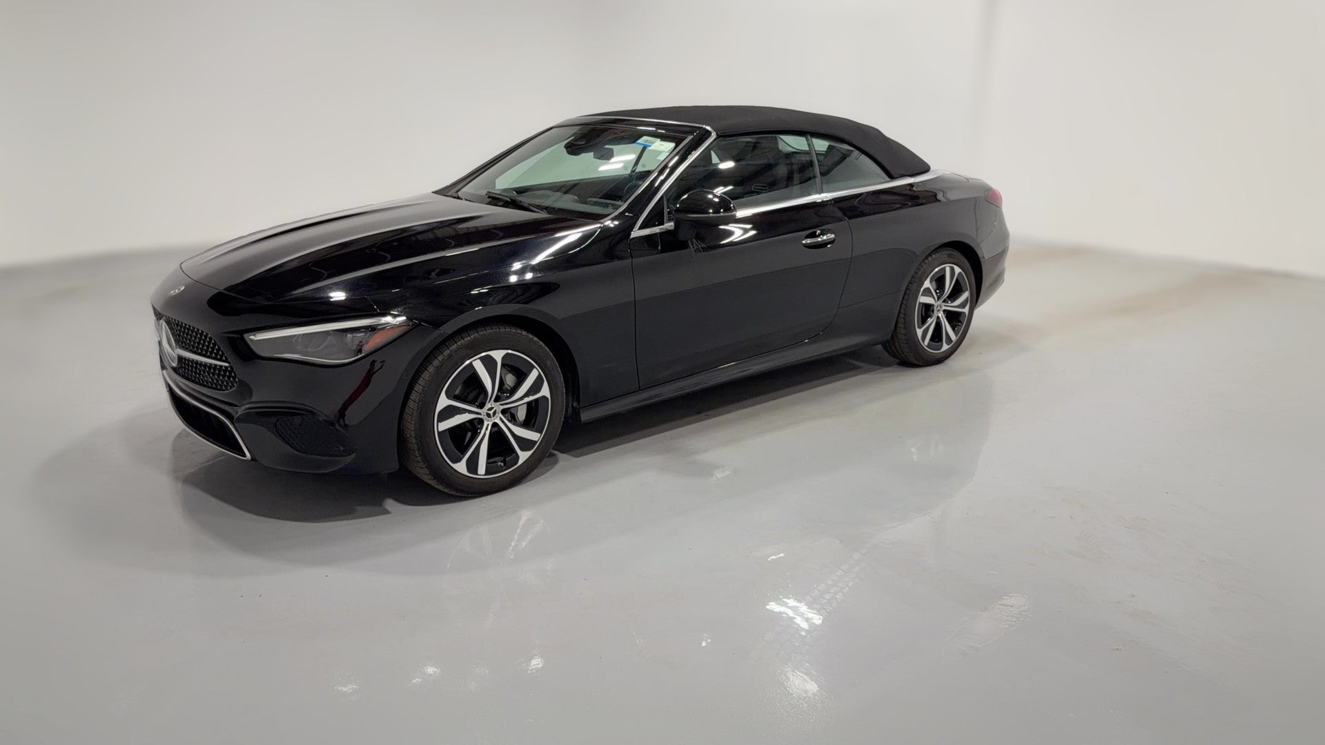 2025 Mercedes-Benz CLE vehicle photo