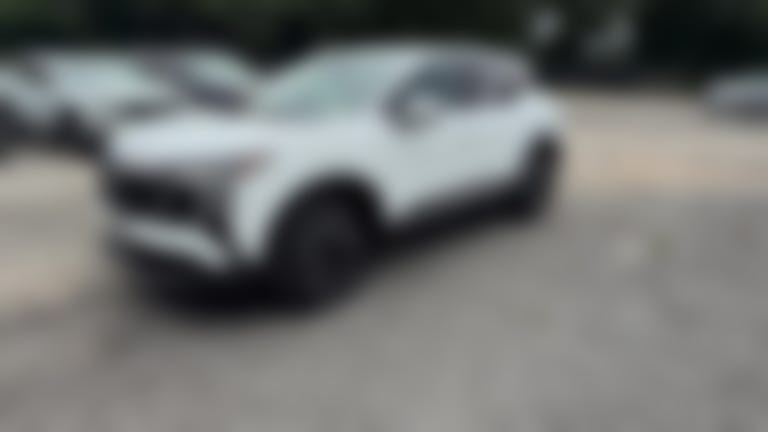 2025 Nissan Kicks vehicle photo