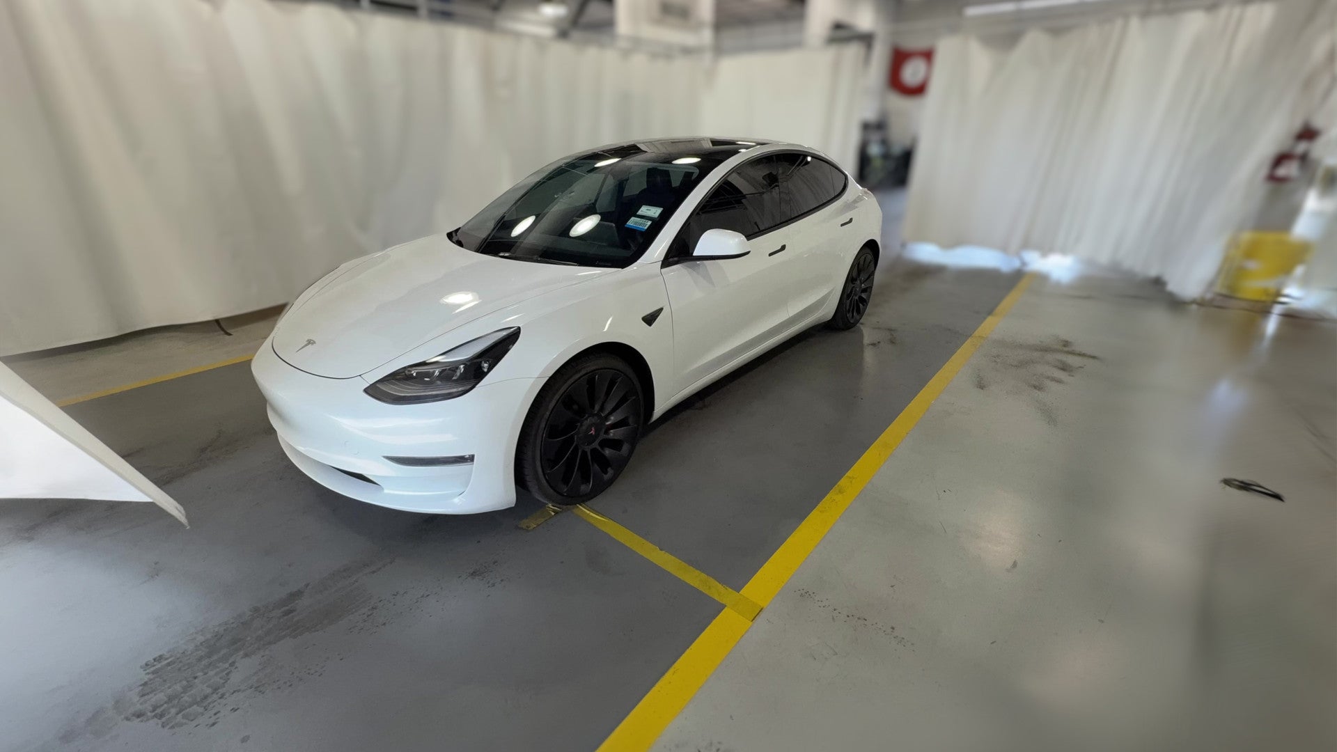 2023 Tesla Model 3 vehicle photo