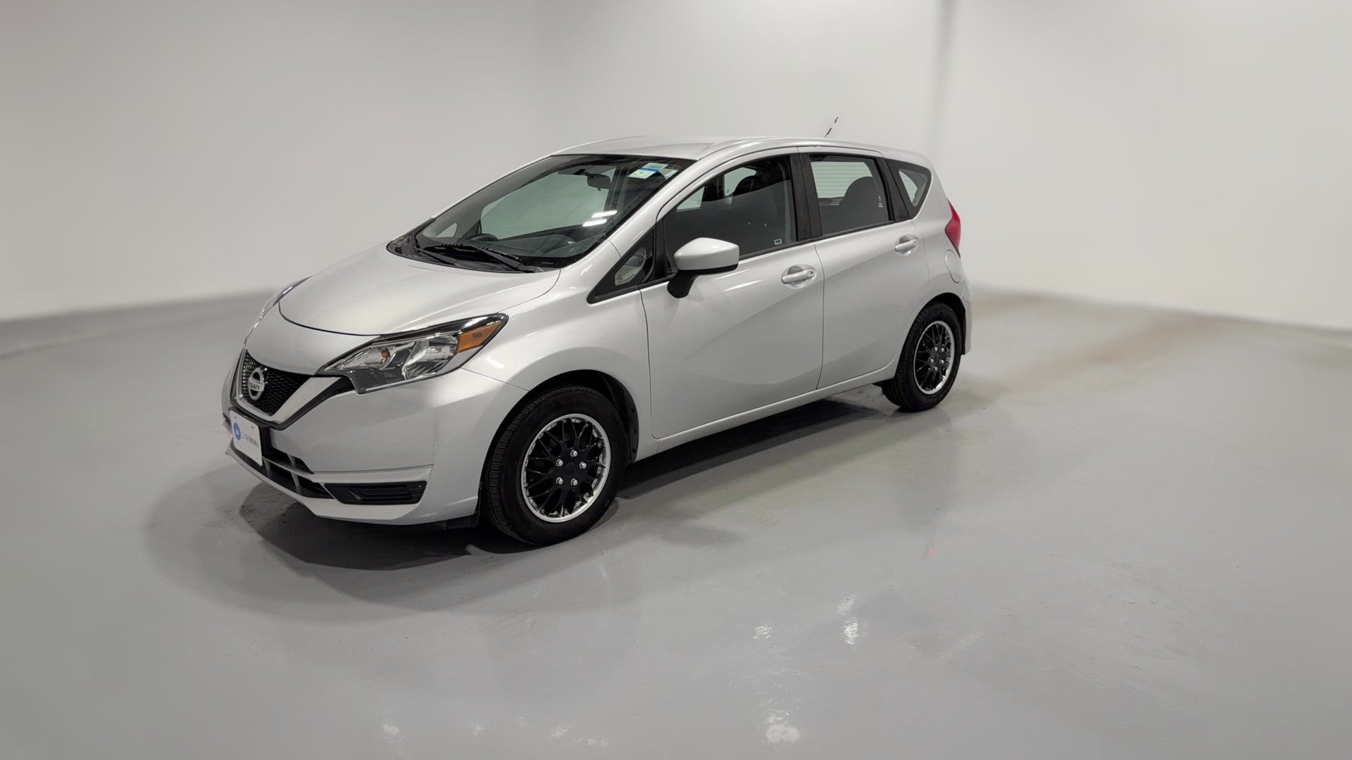 2019 Nissan Versa Note vehicle photo