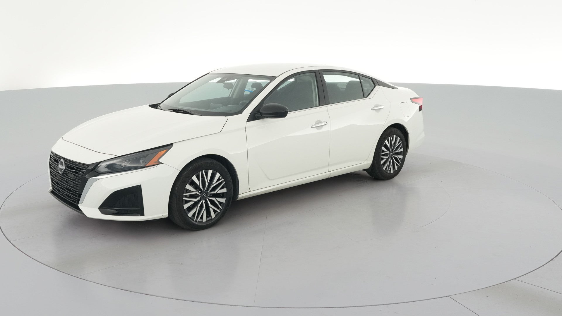 2025 Nissan Altima vehicle photo