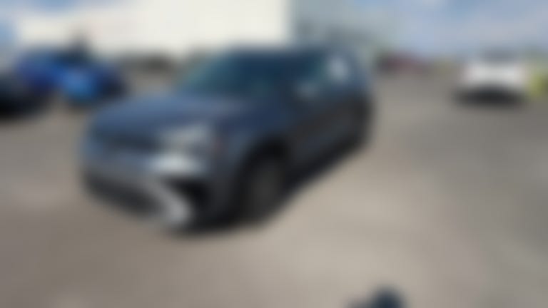 2025 Volkswagen Taos vehicle photo
