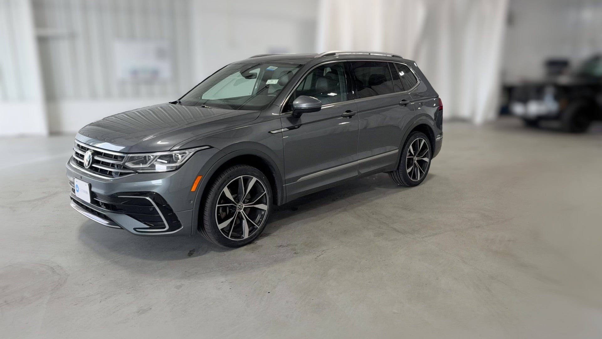 2022 Volkswagen Tiguan vehicle photo