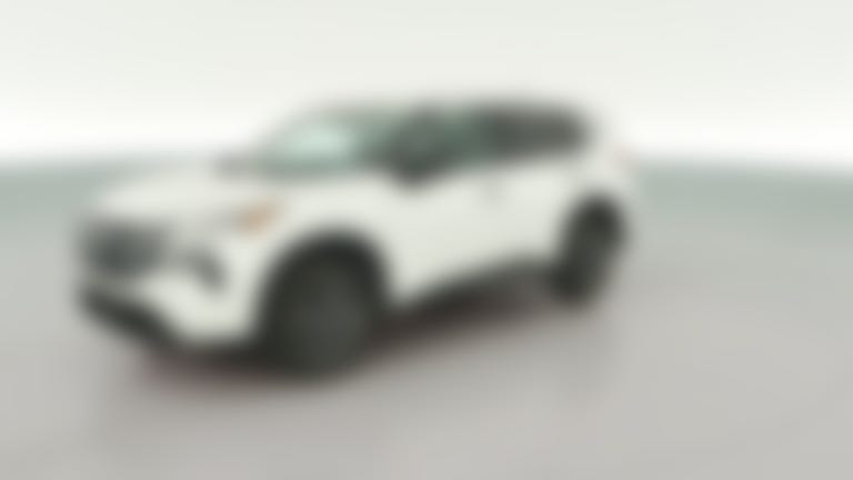 2024 Nissan Rogue vehicle photo