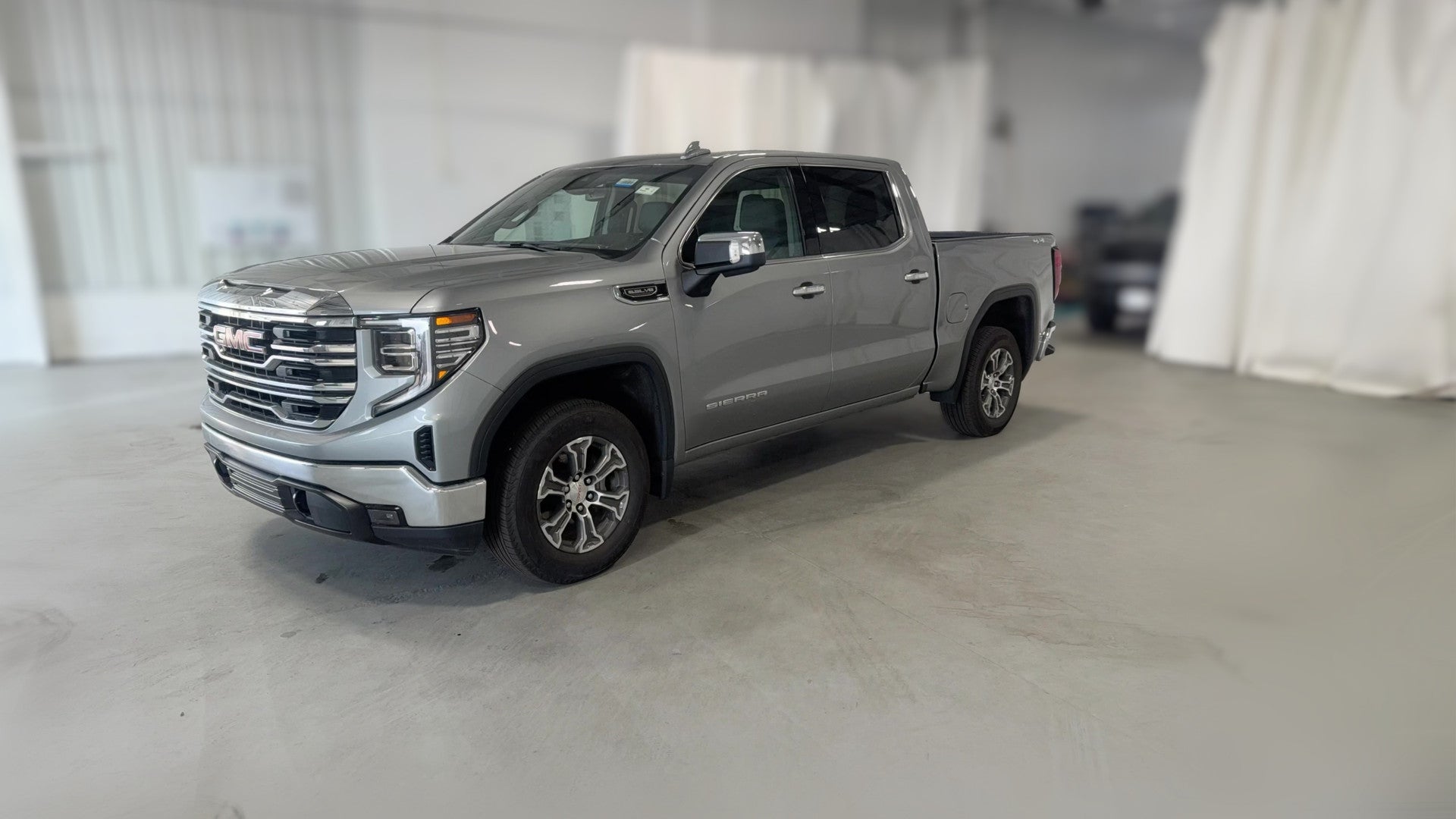 2025 GMC Sierra 1500 Crew Cab vehicle photo