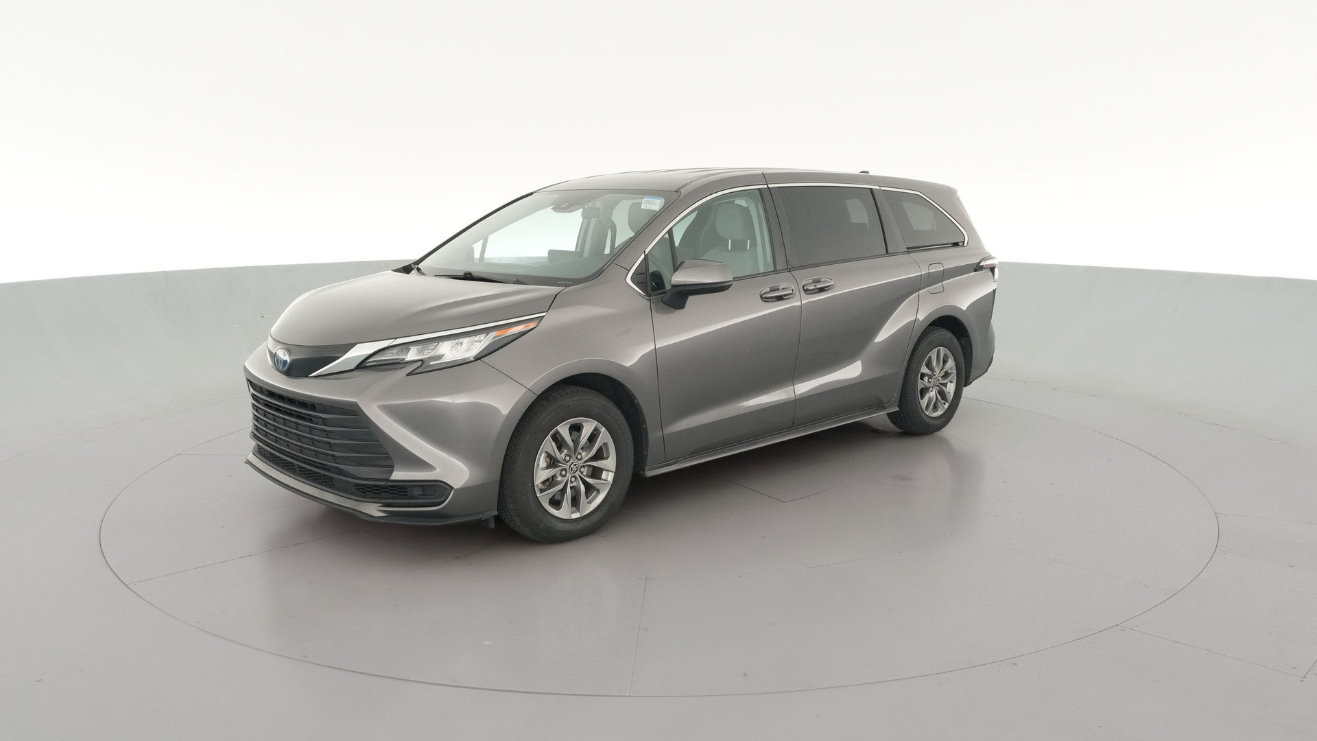 2023 Toyota Sienna vehicle photo