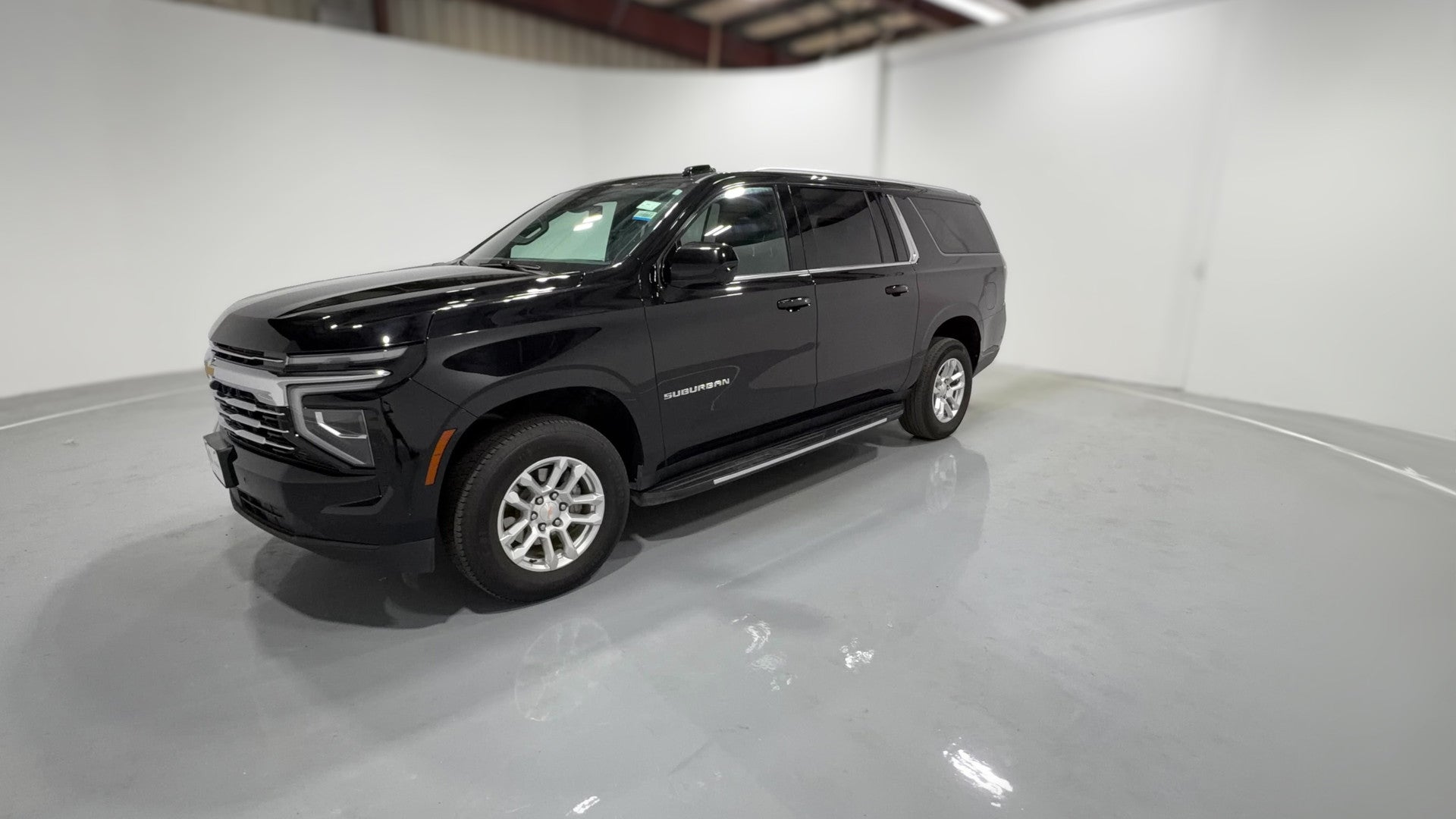 2025 Chevrolet Suburban vehicle photo