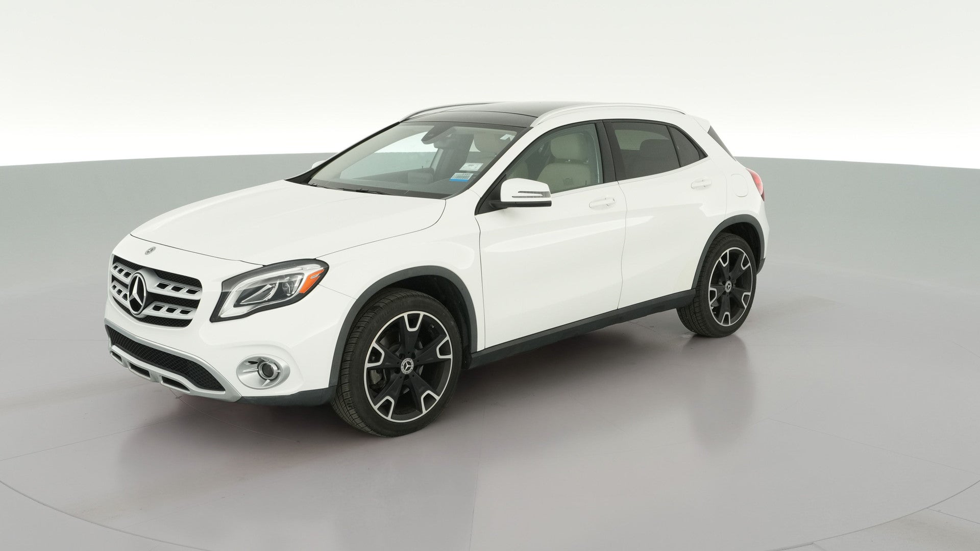 2019 Mercedes-Benz GLA vehicle photo