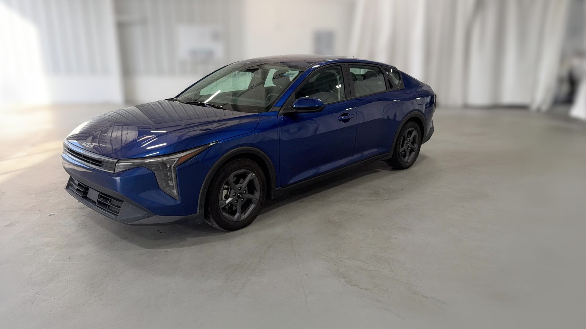 2025 Kia K4 vehicle photo
