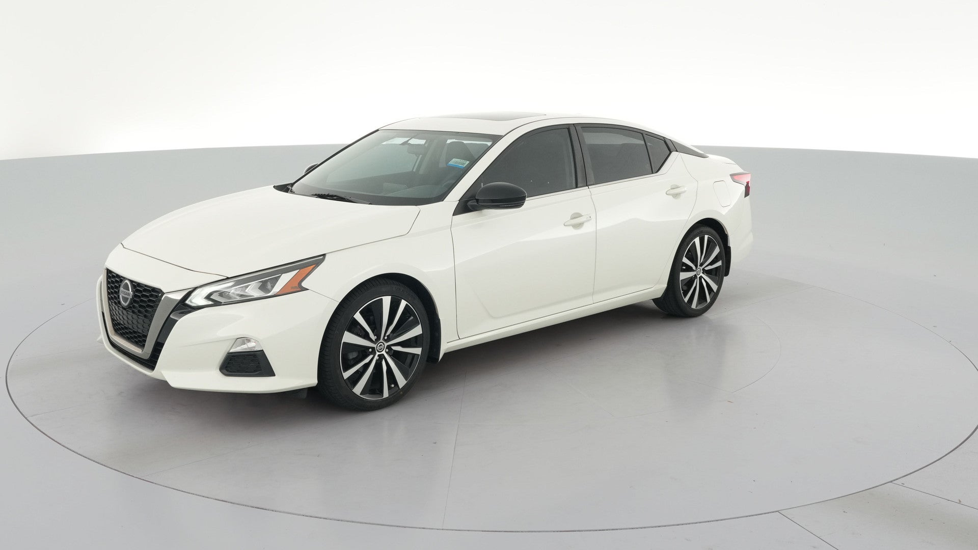 2019 Nissan Altima vehicle photo