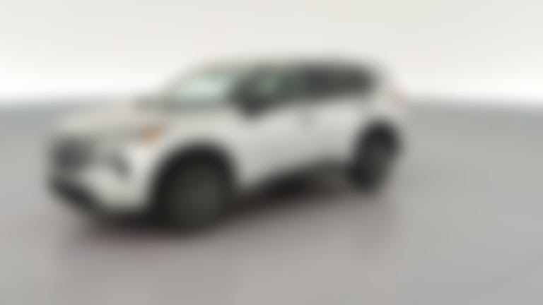 2024 Nissan Rogue vehicle photo