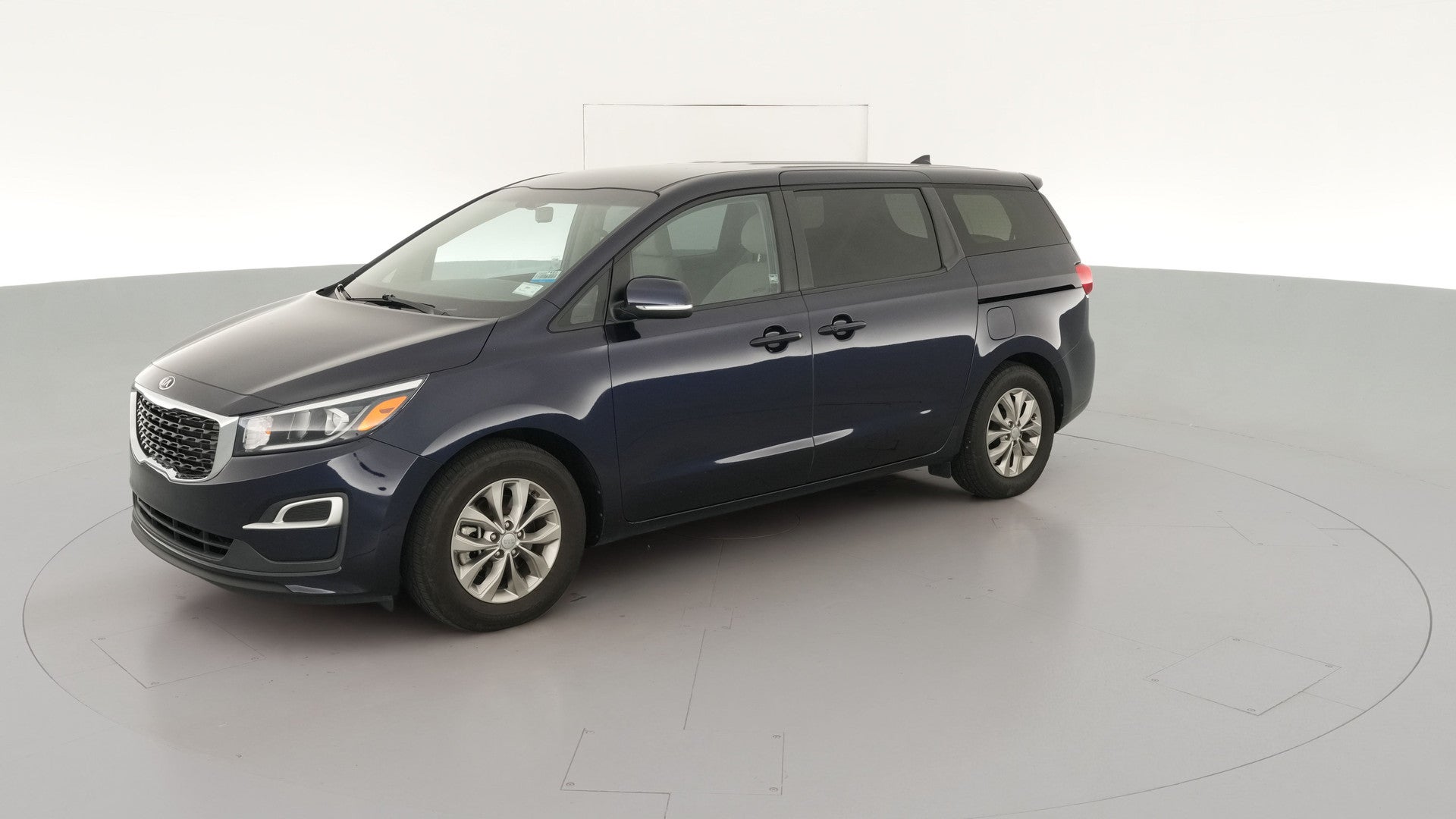 2021 Kia Sedona vehicle photo