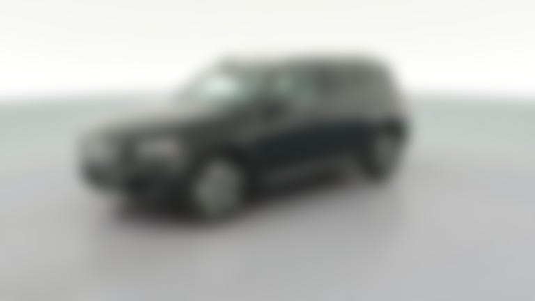 2025 Mercedes-Benz GLB vehicle photo