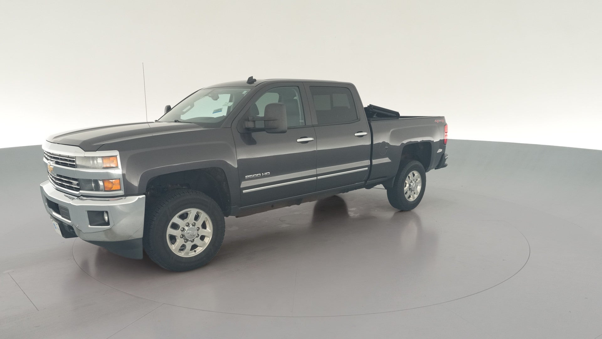 2015 Chevrolet Silverado 2500 HD Crew Cab vehicle photo