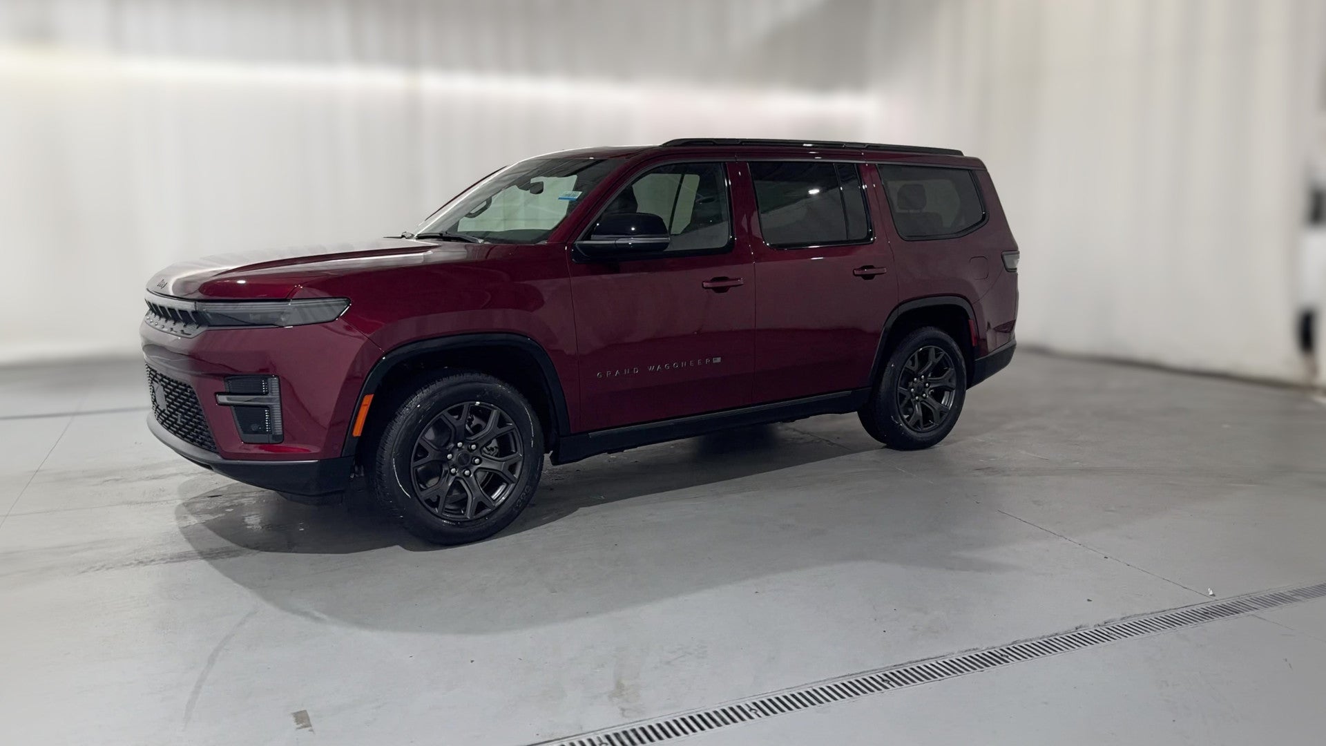 2026 Jeep Grand Wagoneer vehicle photo