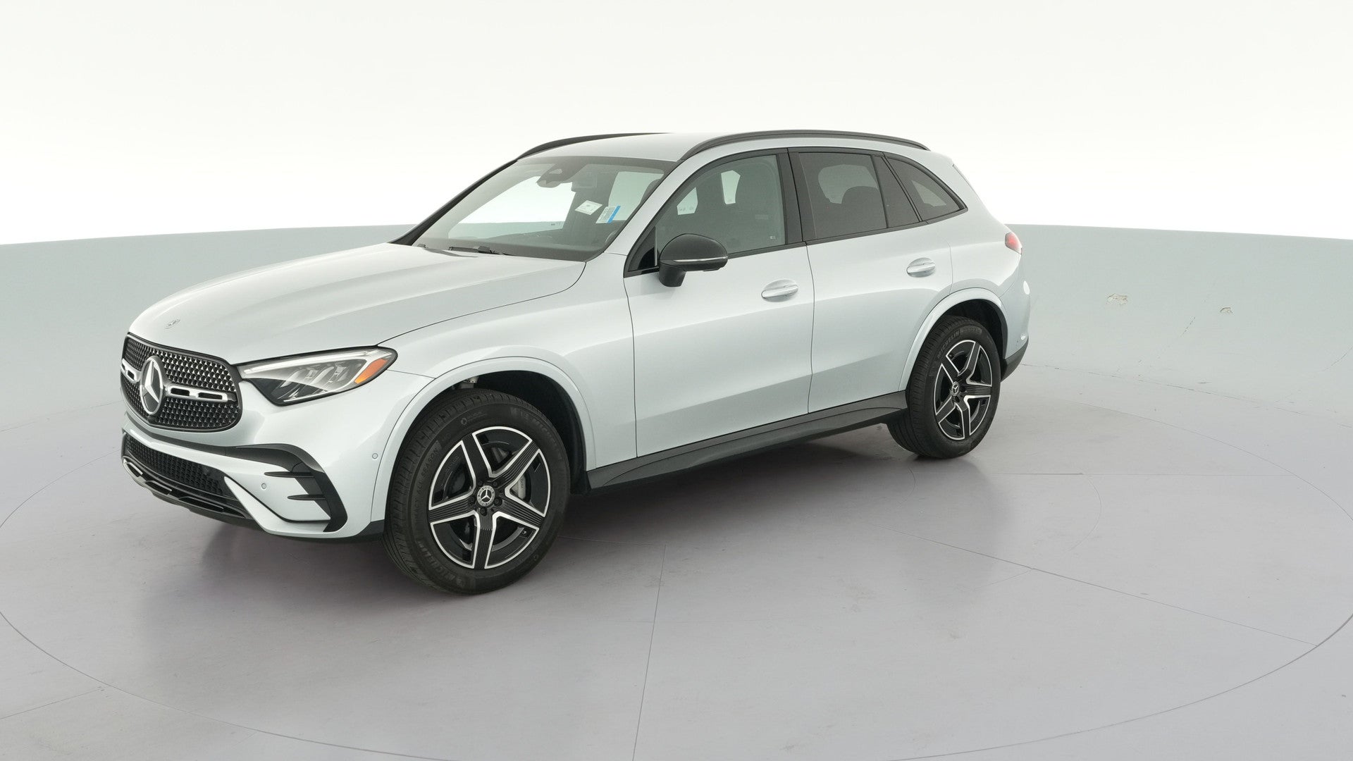 2025 Mercedes-Benz GLC vehicle photo