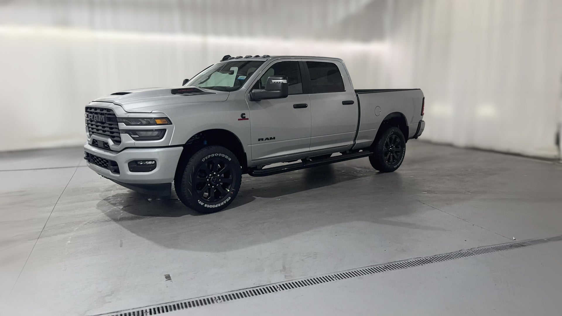 2026 Ram 2500 Crew Cab vehicle photo