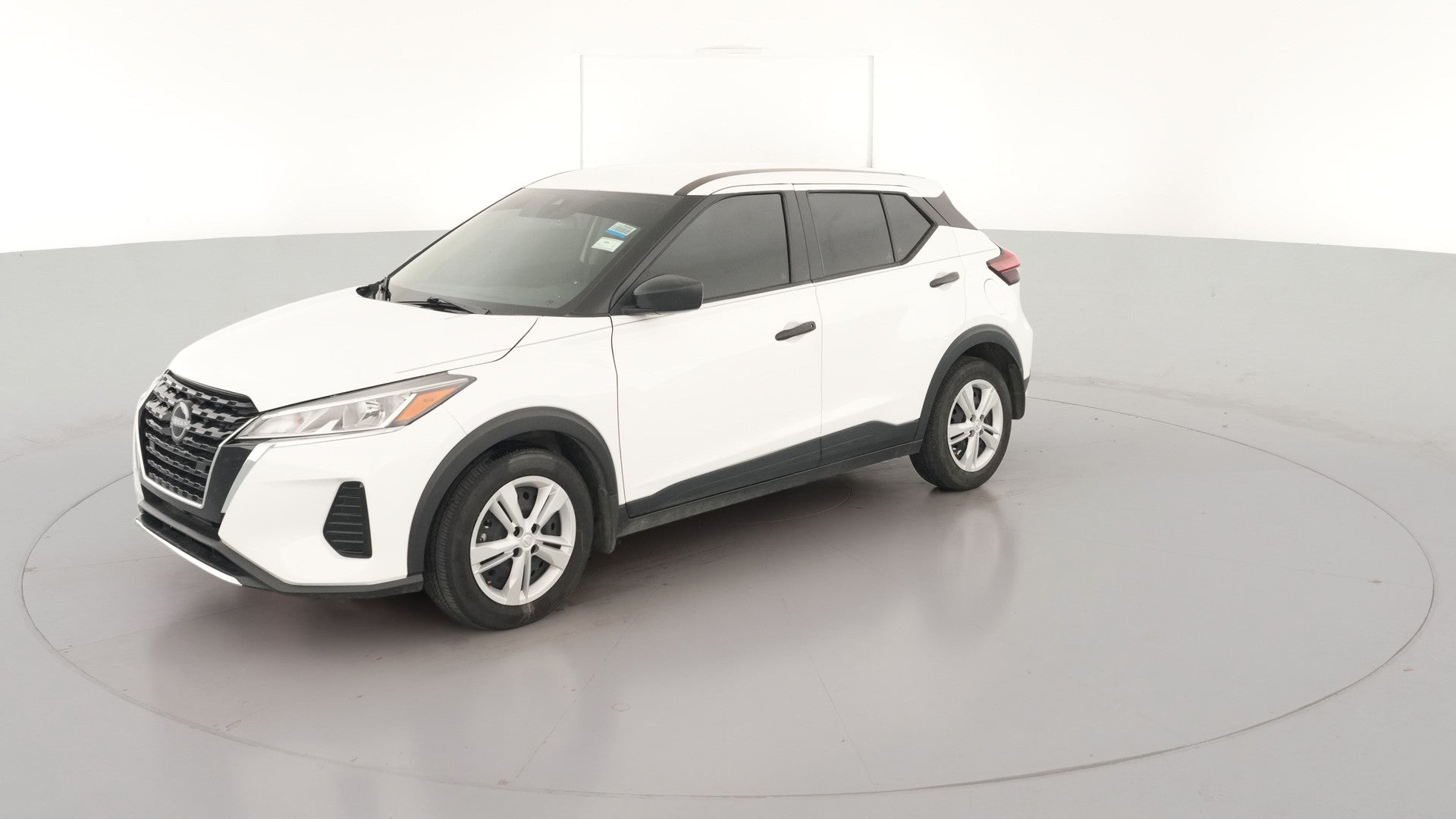 2024 Nissan Kicks vehicle photo