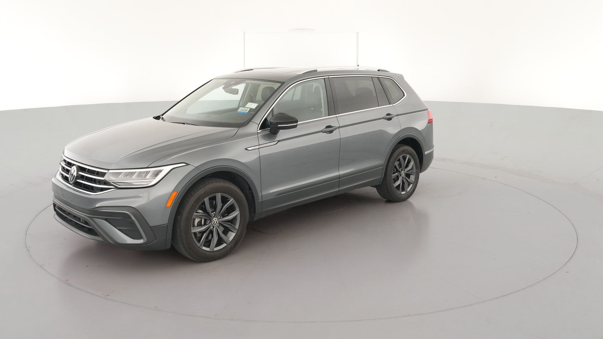 2022 Volkswagen Tiguan vehicle photo