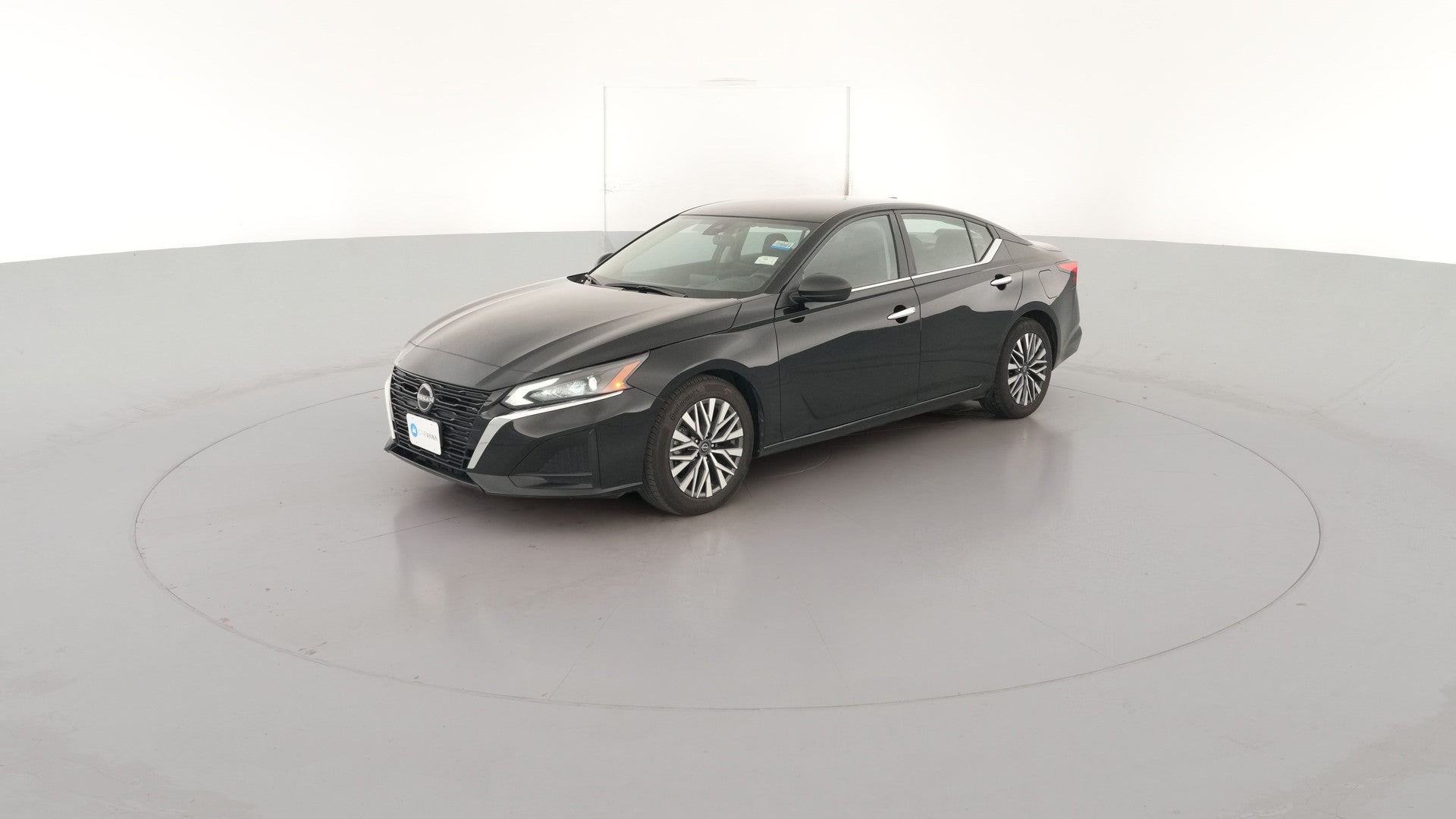 2025 Nissan Altima vehicle photo